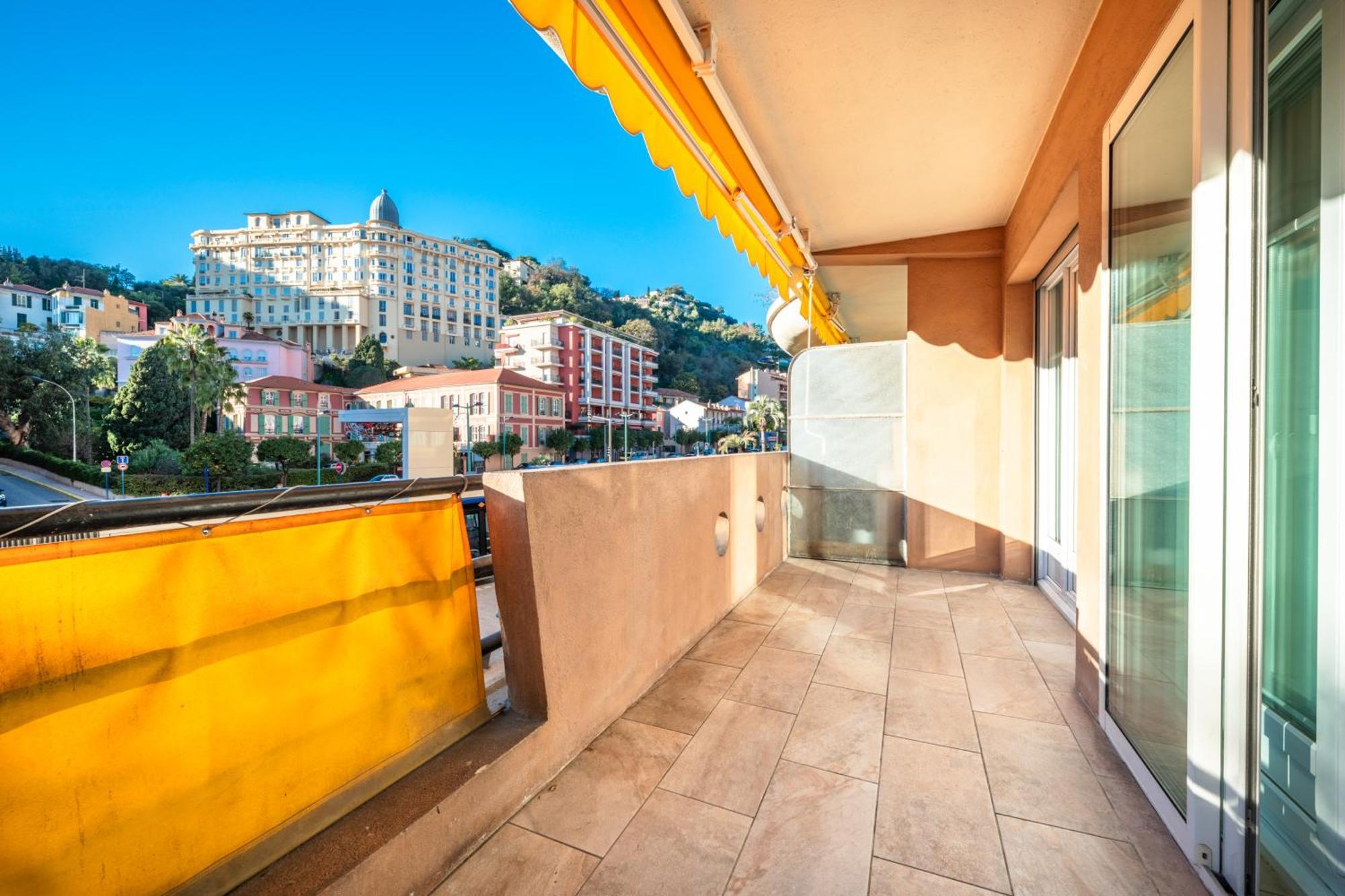 Castel 2 Studio Au Centre Ville De Menton Gare Sncf ภายนอก รูปภาพ